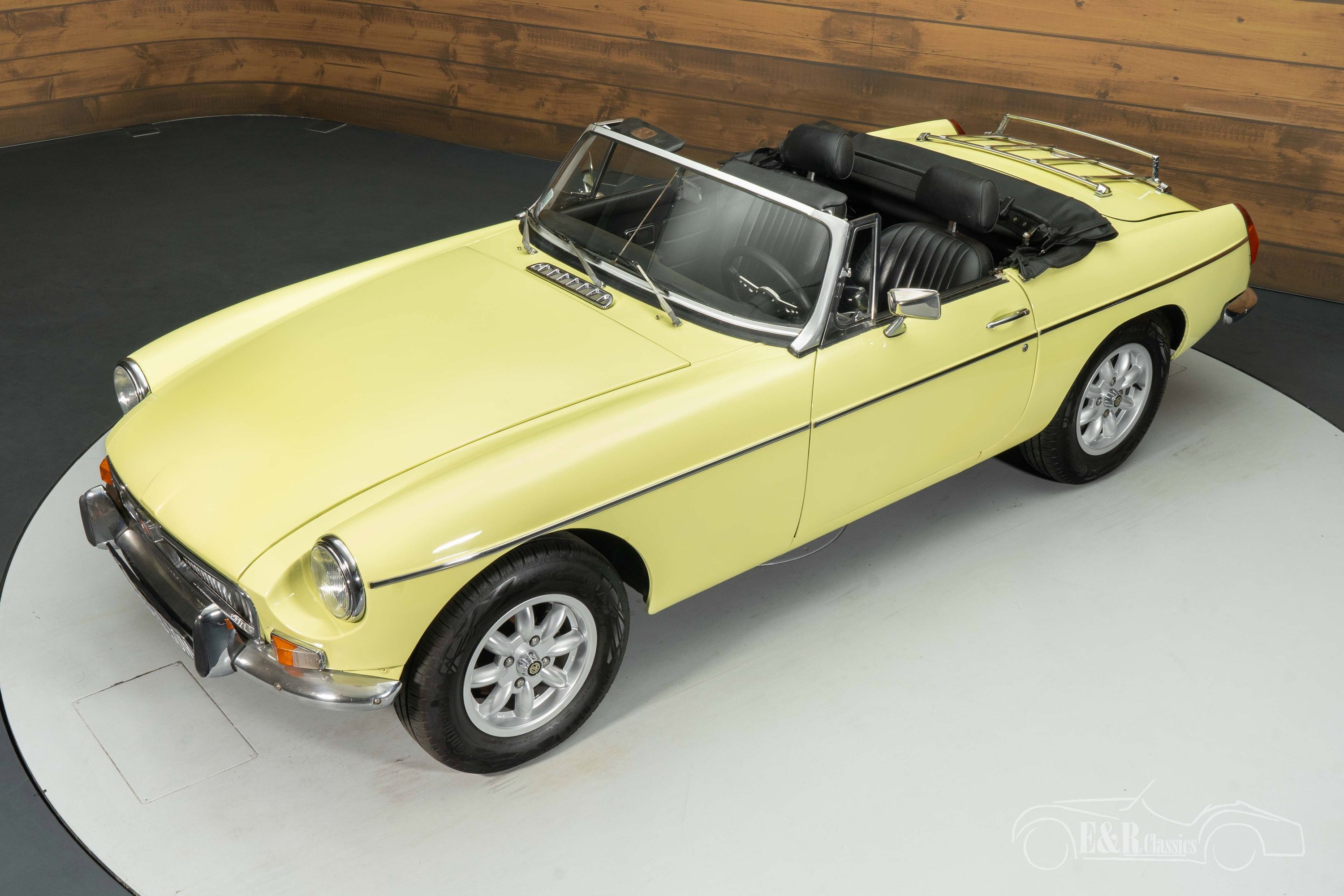 MG MGB Cabriolet 2