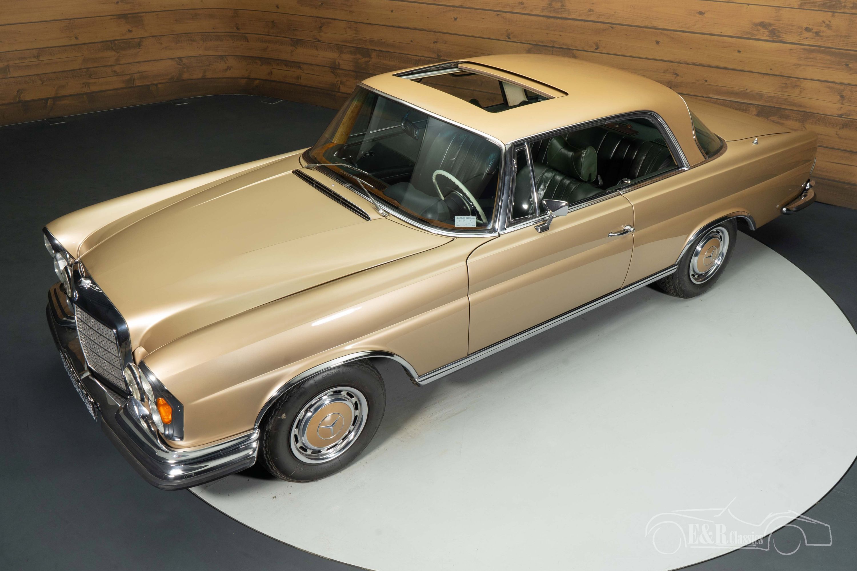 Mercedes-Benz 280 SE coupe 3.5 2