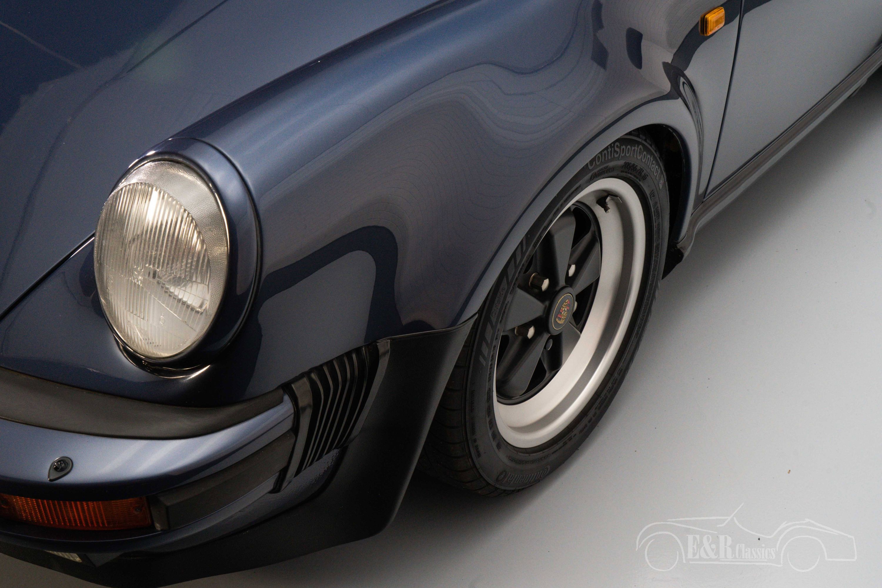 Porsche 930 Turbo 2