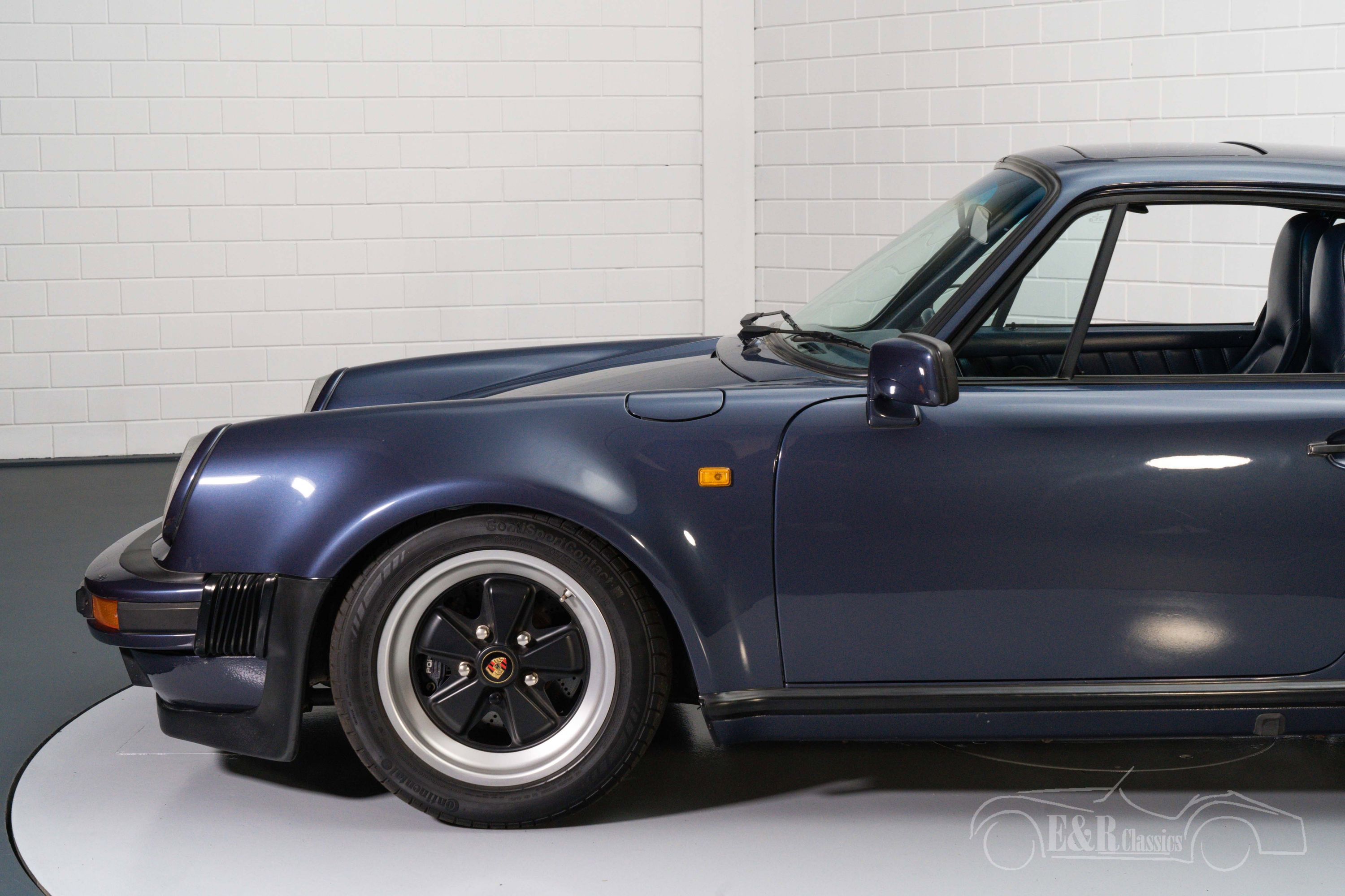 Porsche 930 Turbo 3