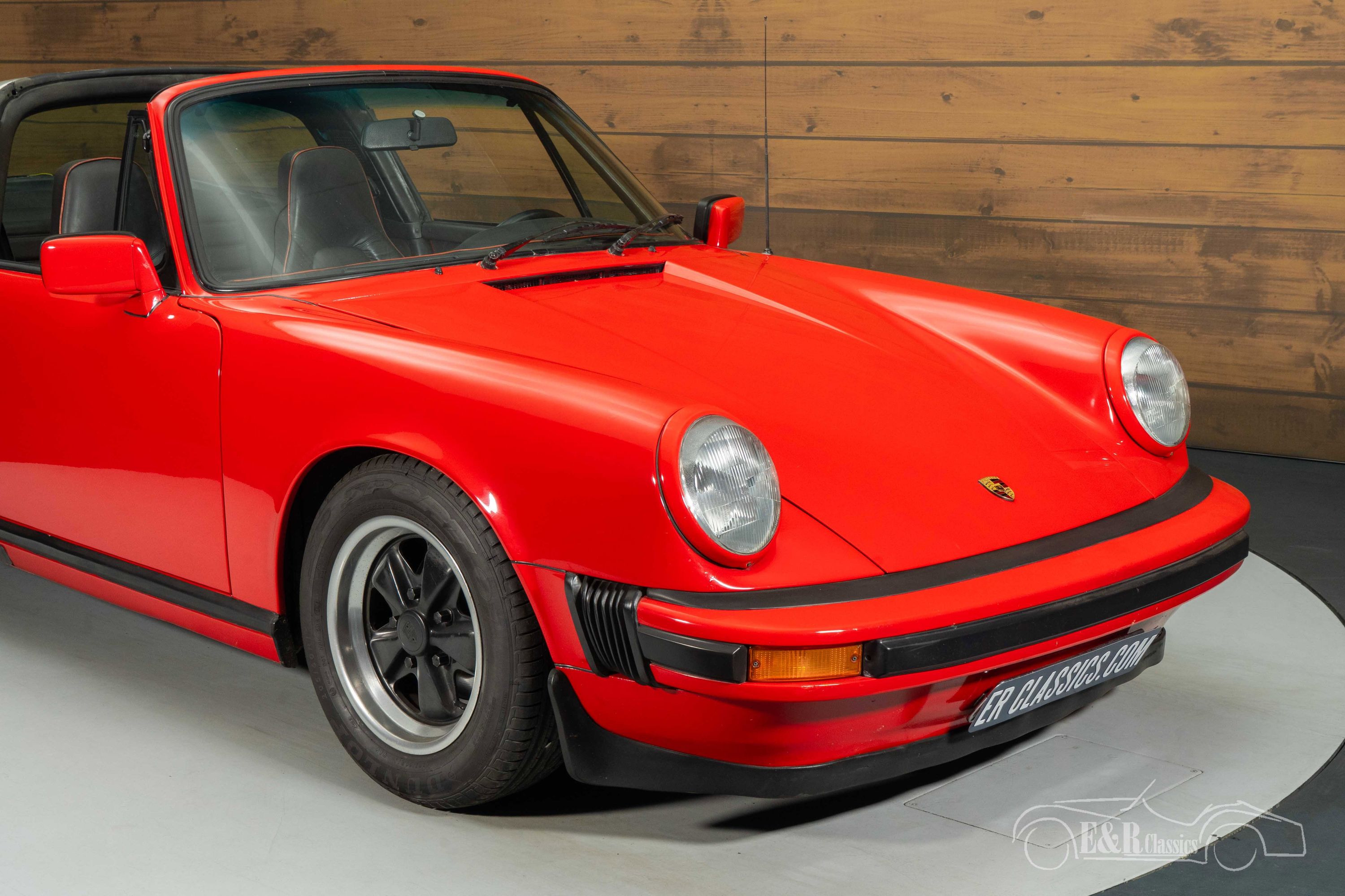 Porsche 911 Targa 6