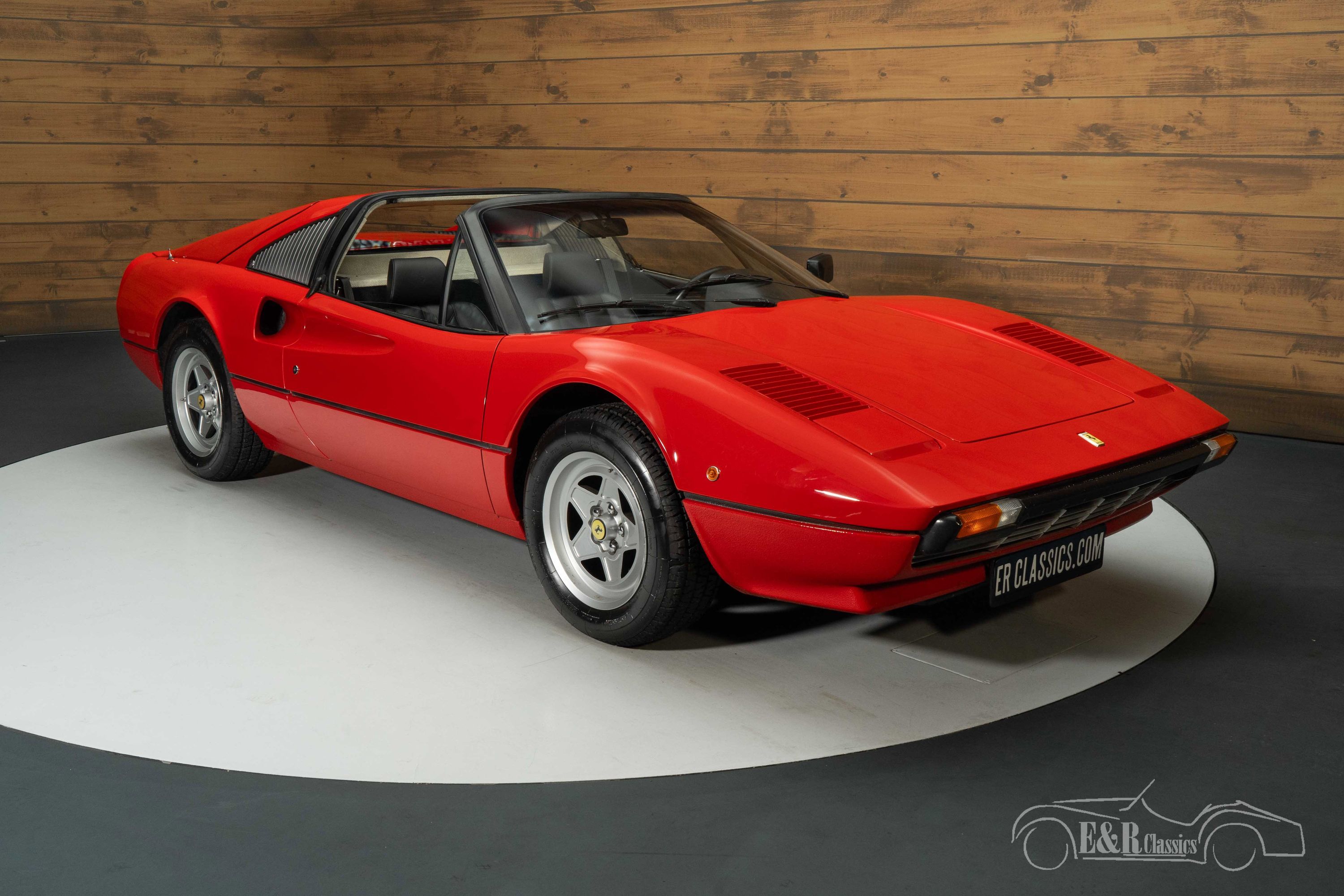 Ferrari 308 GTSi 5