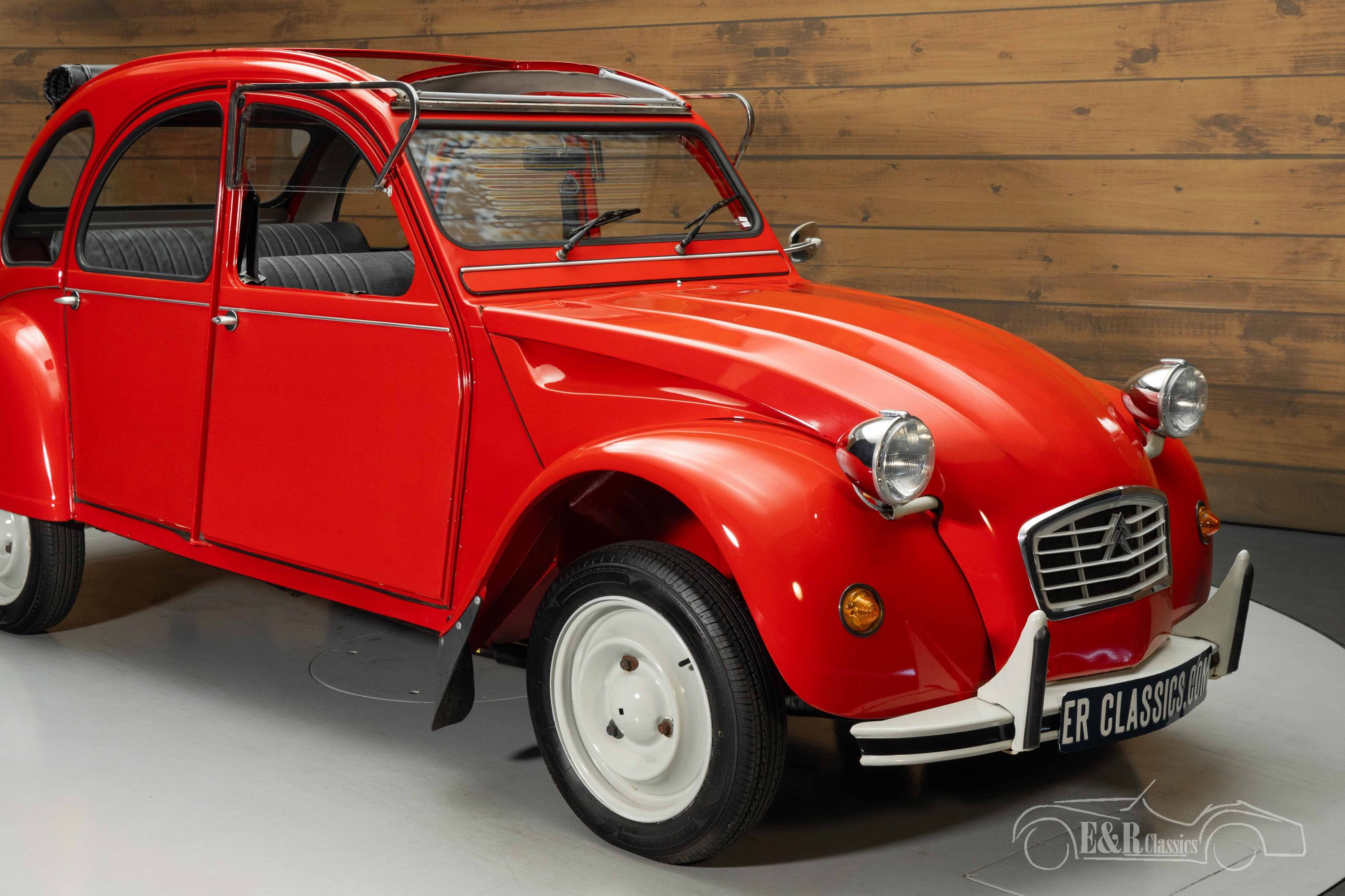 Citroën 2CV 6
