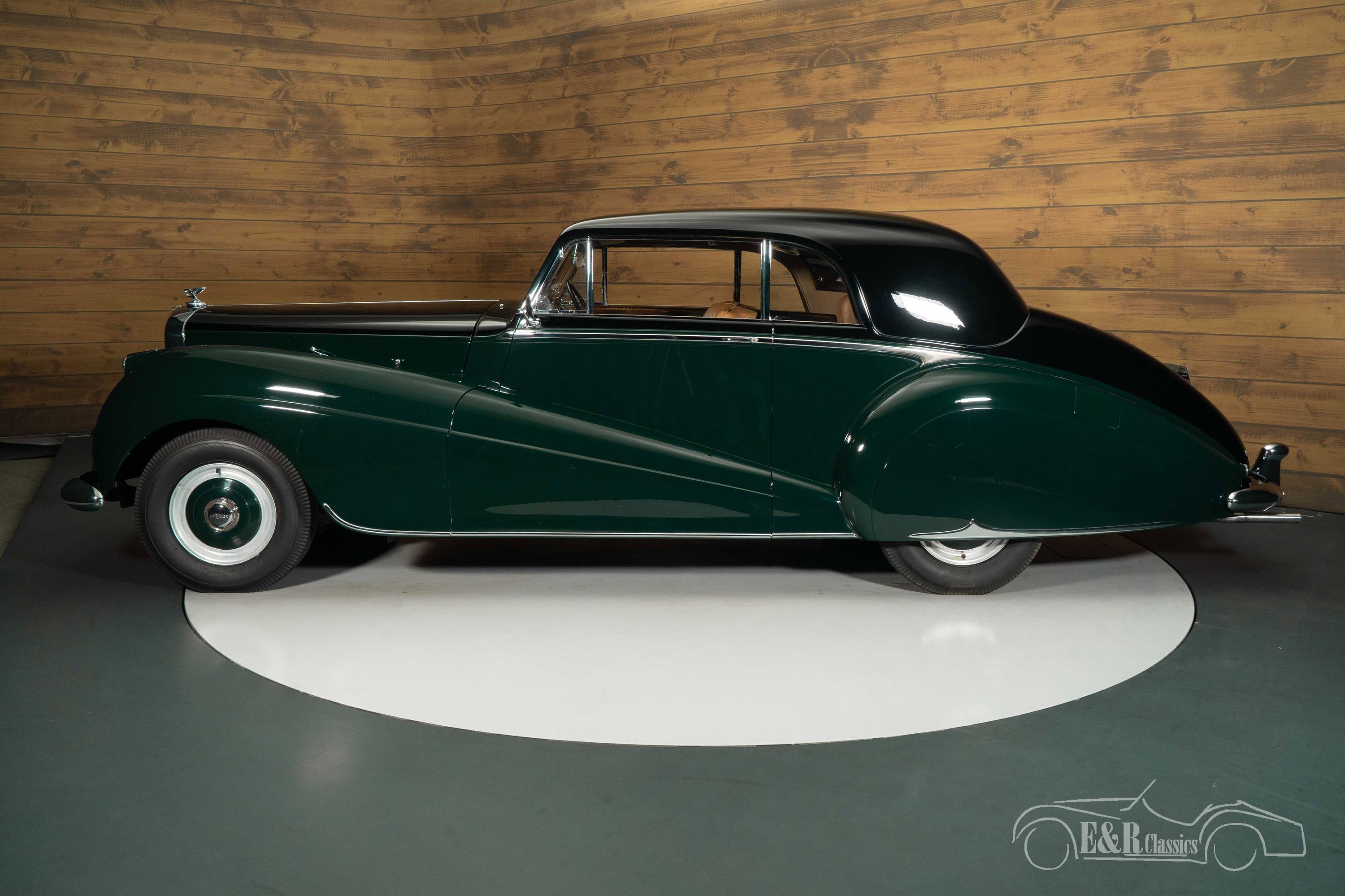 Bentley R-Type Park Ward Coupe 11