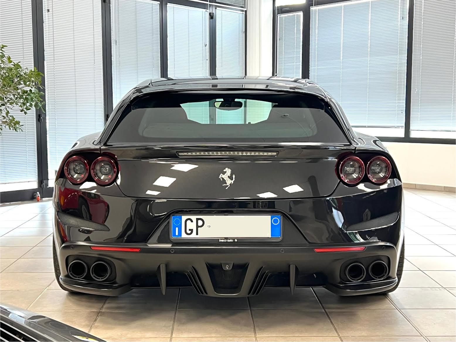 Ferrari F355 Spider 5