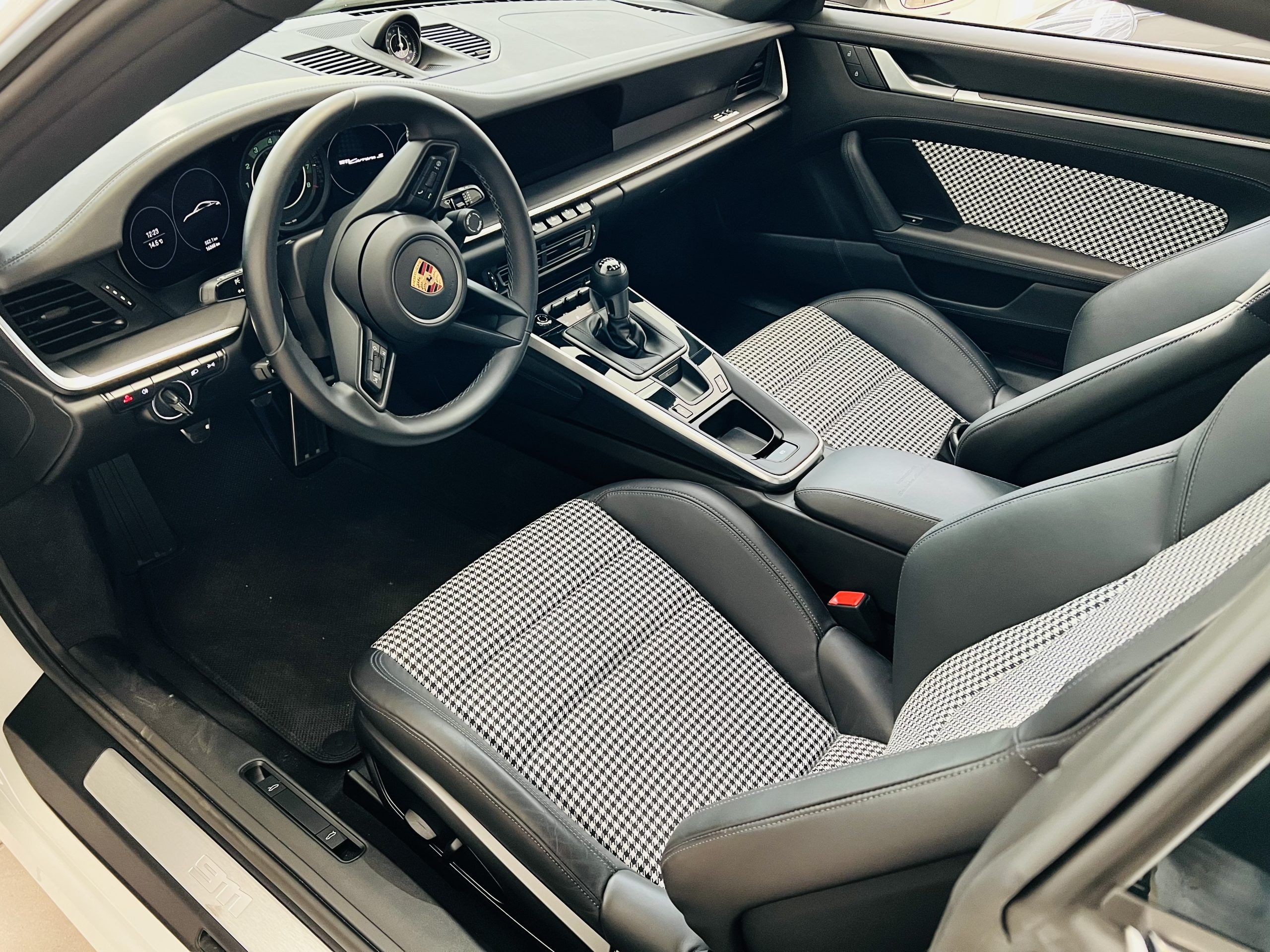 Porsche 911 Carrera S 7