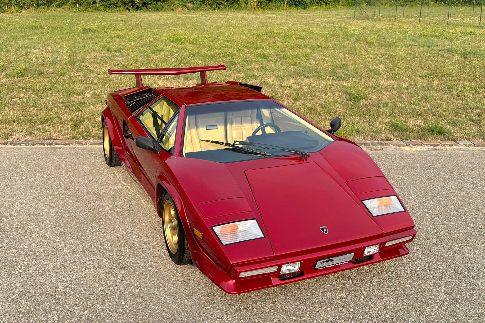 Lamborghini Countach LP 5000 QV 10