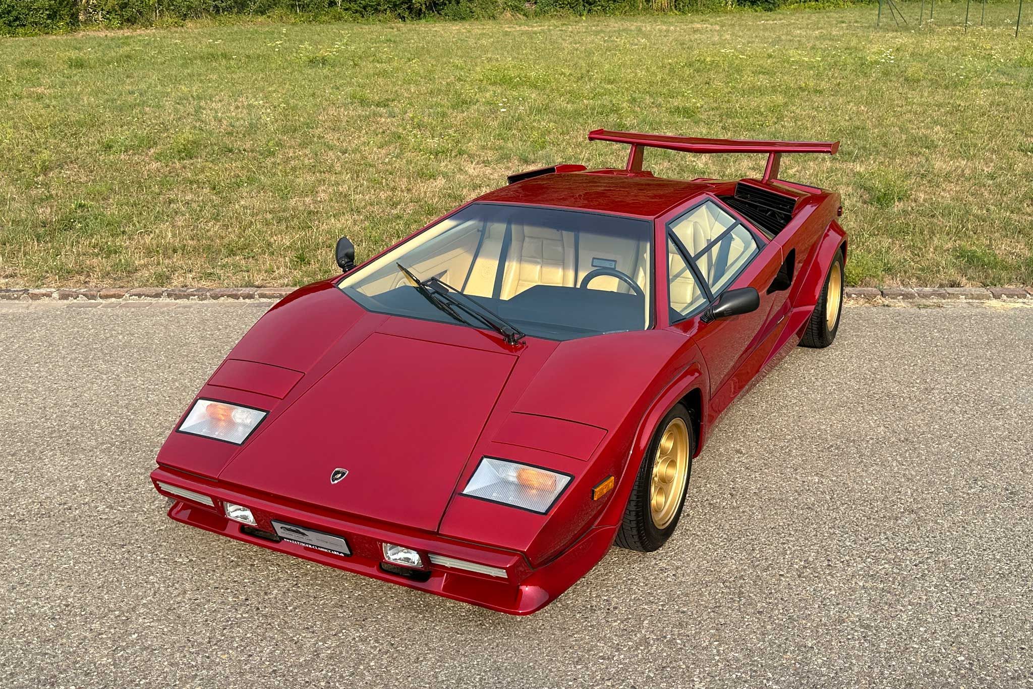 Lamborghini Countach LP 5000 QV 11