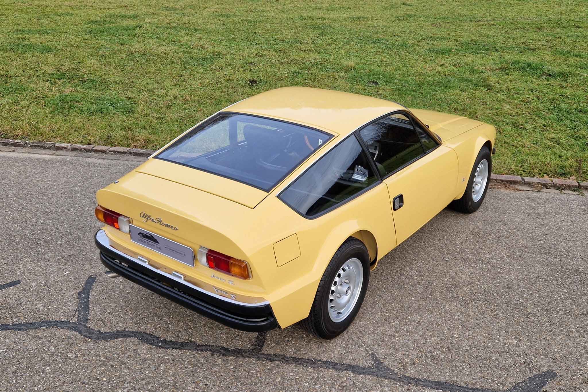 Alfa Romeo 1300 Junior Zagato 12
