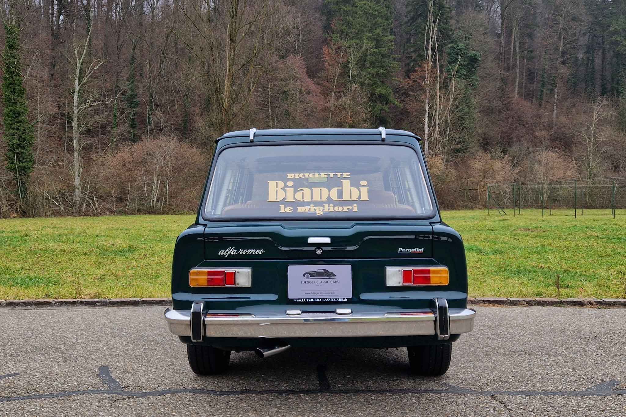 Alfa Romeo Giulia Super 1600 Giardinetta 9