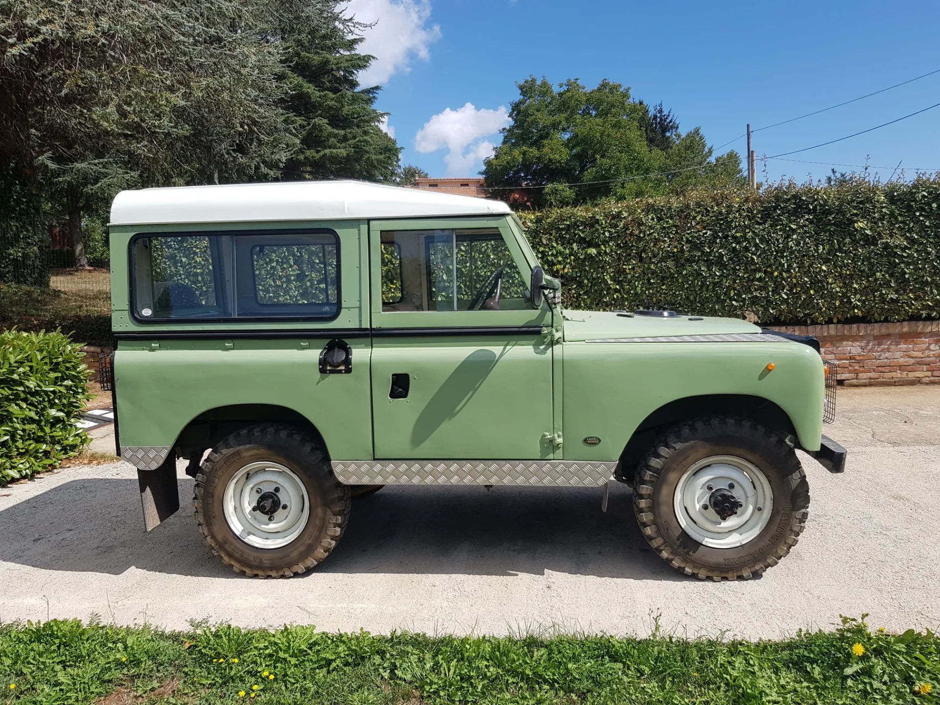 Land Rover 88D SERIE II 4