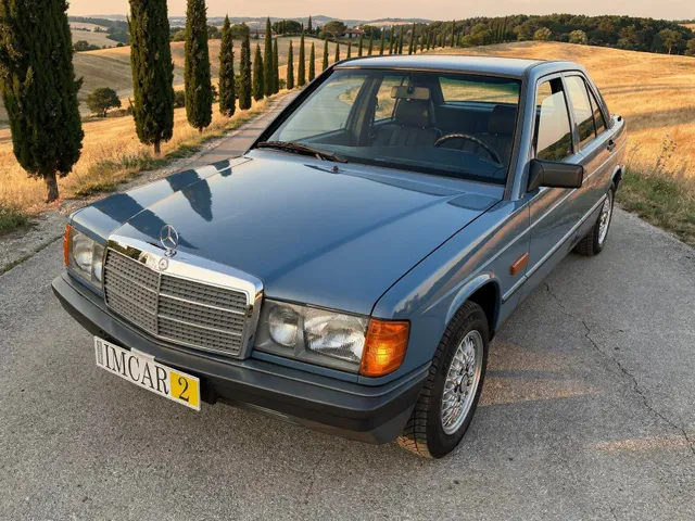 Mercedes-Benz 190 1983