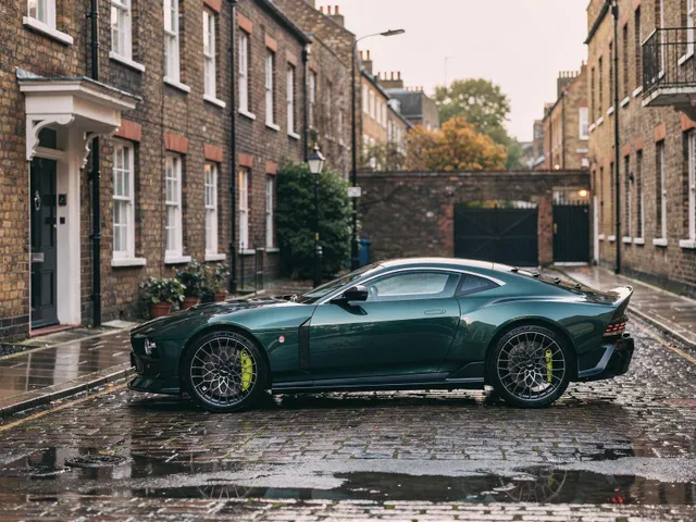 Aston Martin Valour 2024
