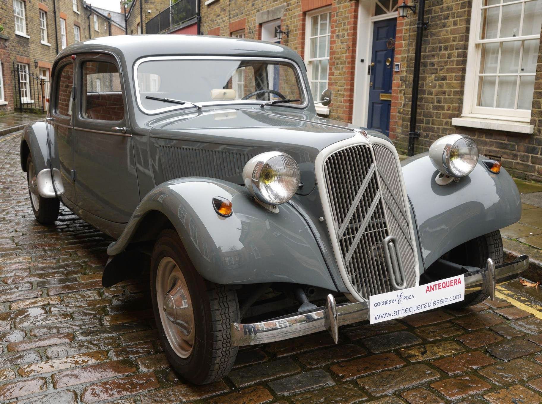 CITROËN 11 B TRACTION AVANT - 1954
