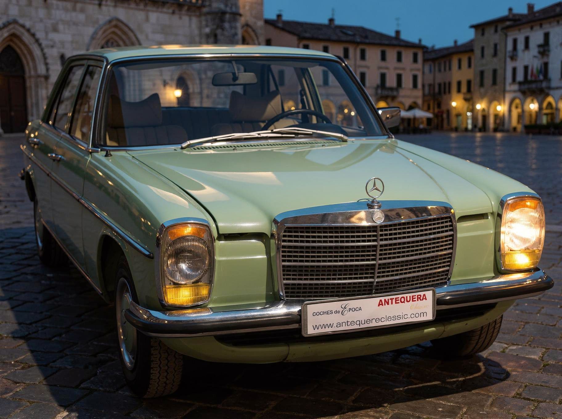 MERCEDES BENZ 230/4 W115 - 1978