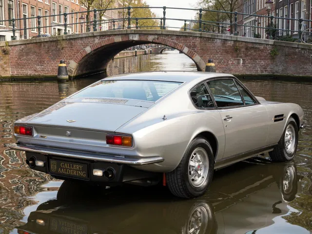 Aston Martin 'DBS' V8 Series 3 "Highly original" 1974