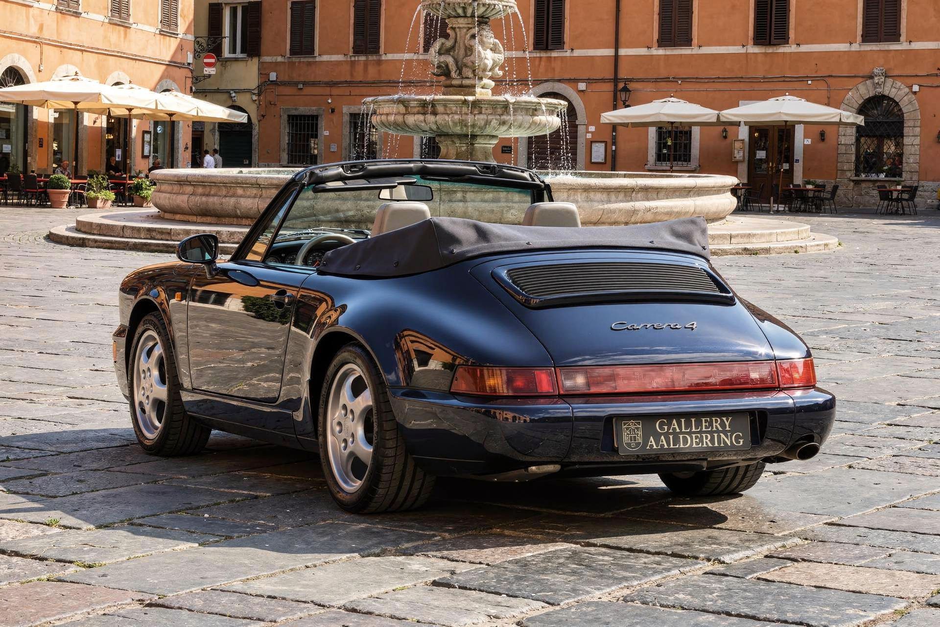 1992 Porsche 964 Carrera 4 Cabriolet "Unique Carraragrau full leather"