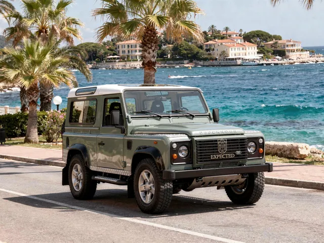 Land Rover Defender 90 Station Wagon 1st owner and 131.000 2013
