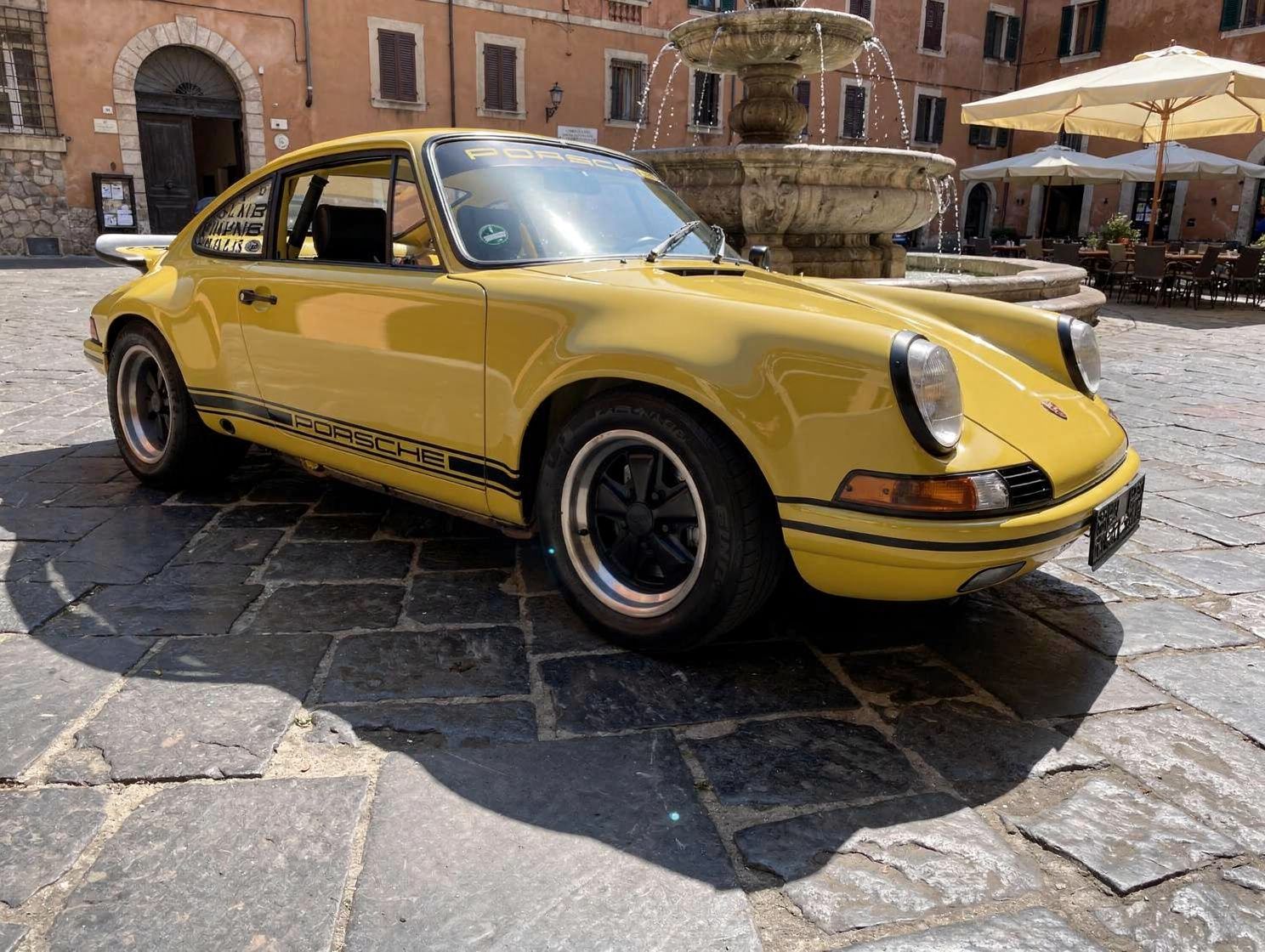 1971 Porsche 911 ST 2.7 Recreation