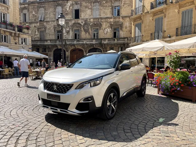 Peugeot 3008 1.2 GT LINE