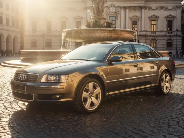 Audi A8 4.2 V8 FSI Quattro Tiptronic
