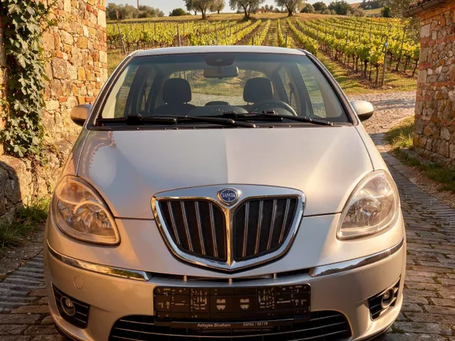 STUPENDA LANCIA MUSA CON SOLI 66.507 KM