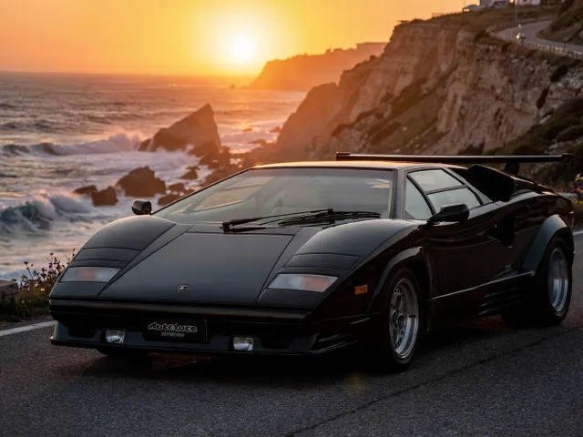 LAMBORGHINI COUNTACH 25TH ANNIVERSARY
