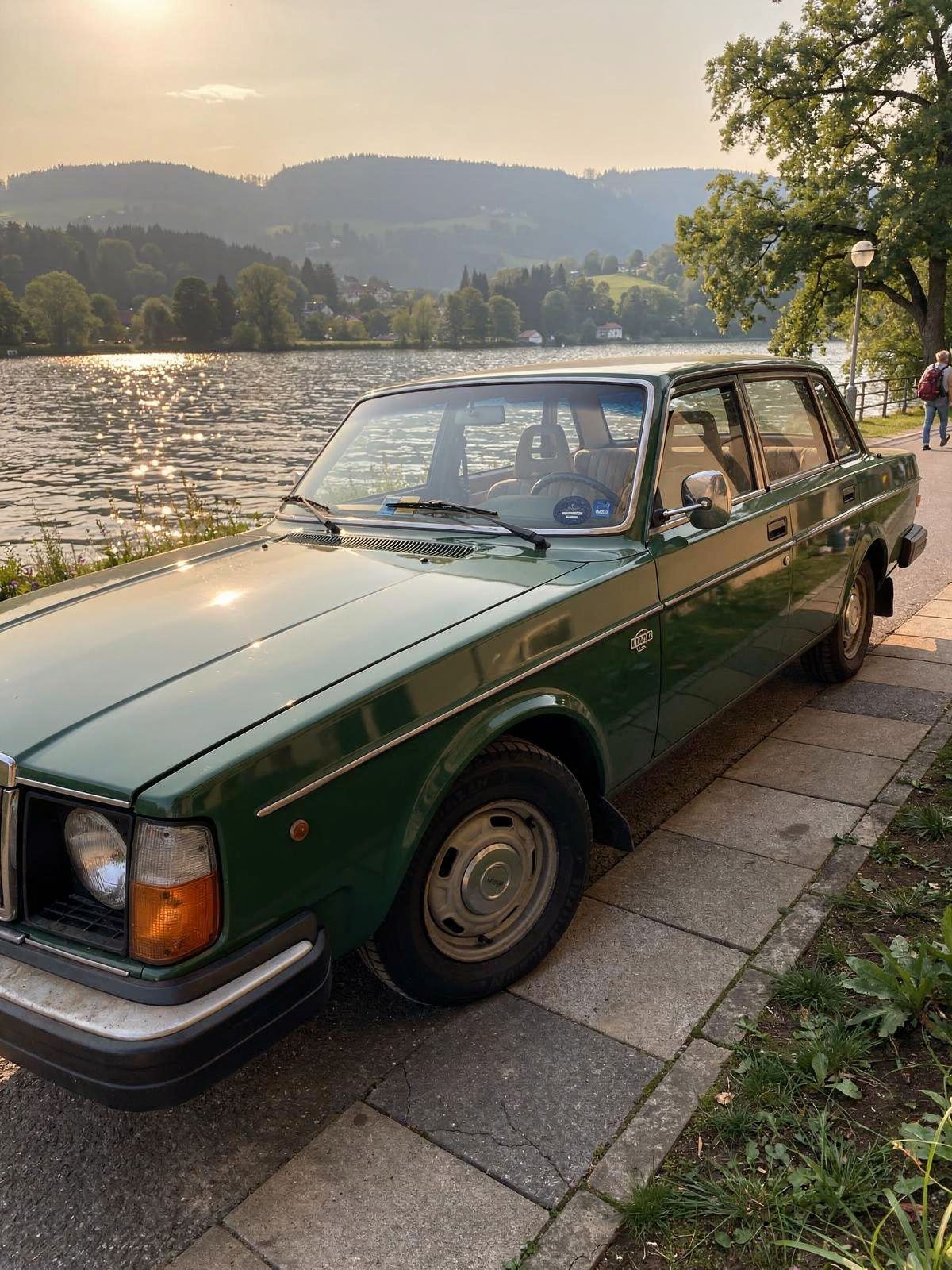 vendo auto d'epoca originale in tutte le sue parti,usata pochissimo, ,gia targa ASI