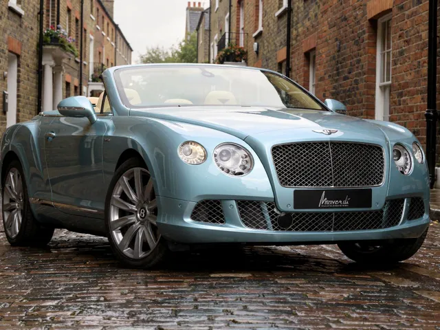 Bentley Continental GTC V12 Convertible 2014