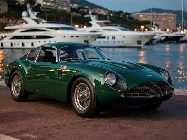 Aston Martin DB4 GT Zagato Continuation 2019