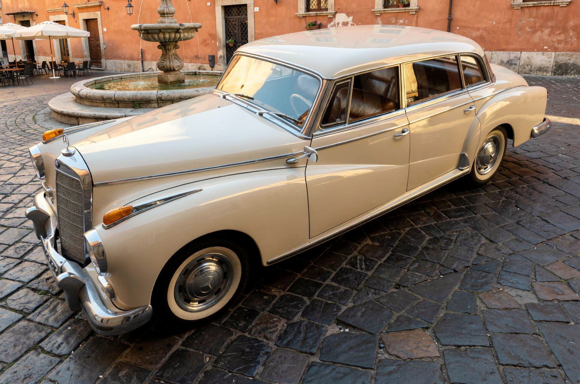 1961 Mercedes-Benz 300 Adenauer