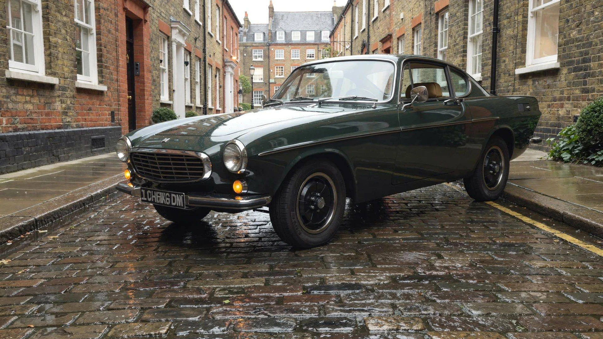 Volvo P1800 E