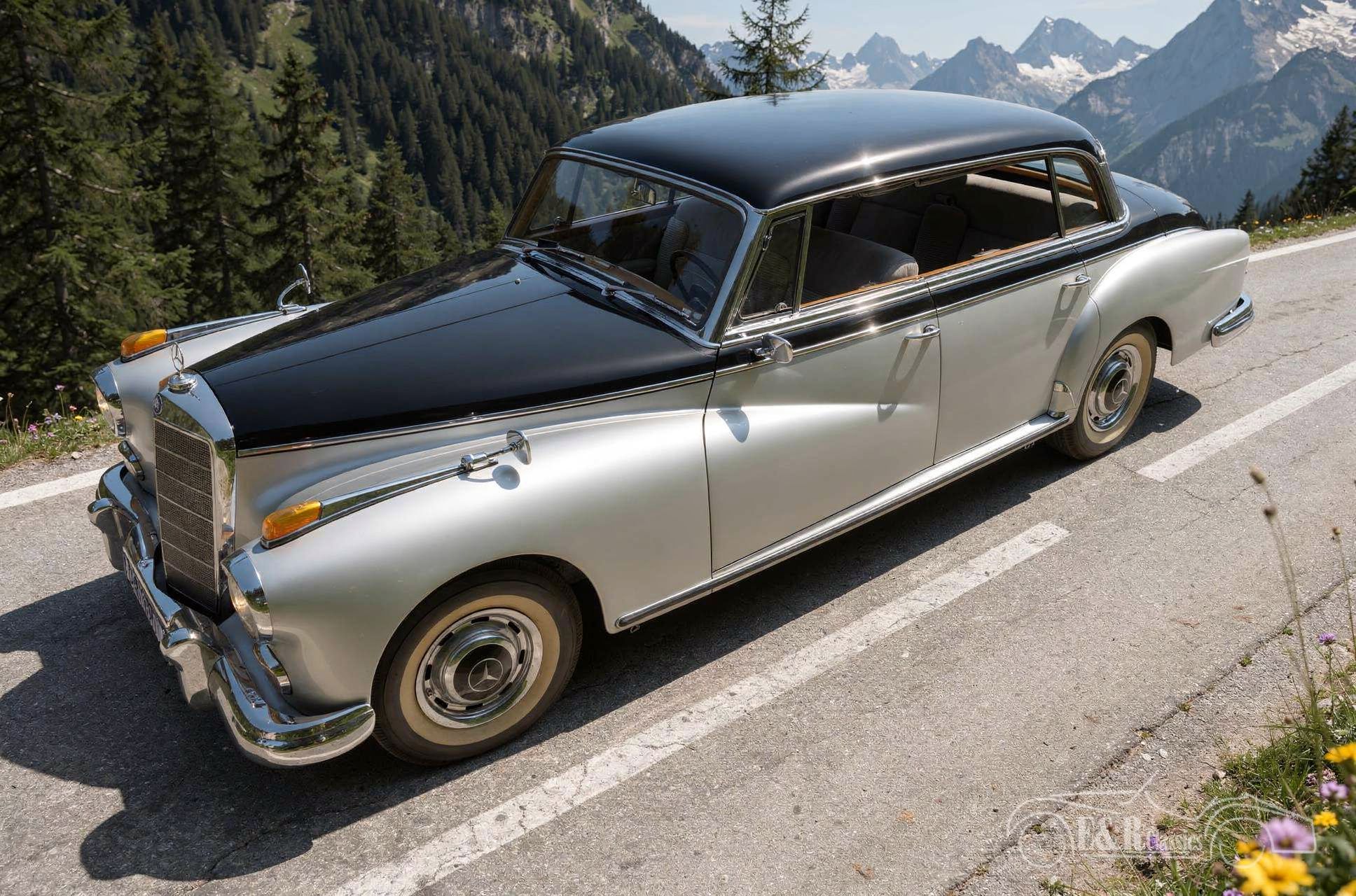 1962 Mercedes-Benz 300D Adenauer
